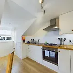 Sea Loft Penthouse - *